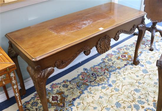 Baker. An Irish style mahogany serving table W.146cm